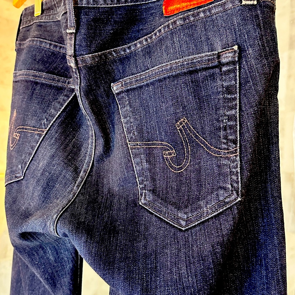 Men’s AG slim straight jeans size 32 waist